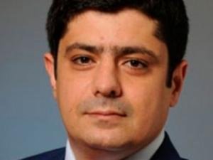 12.04.2014. -  "Mən "Borjomi" alverçisi deyiləm"-Deputat Aydın Abbasov: