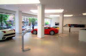 16.05.2014. -  Bakıda 1-2 milyonluq “Ferrari”lər satan avtosalon açıldı