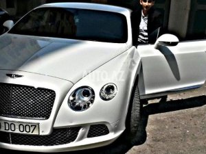 Aslan Aslanovu təşvişə salan xəbər – Ağ “Bentley”dəki “qara qutu” (FOTO)
