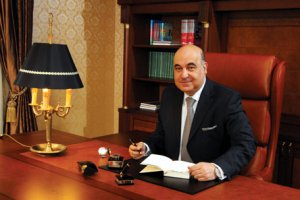 Ç. Abadullayev “Neftçi”nin prezidenti təyin edildi